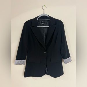 Women’s black blazer